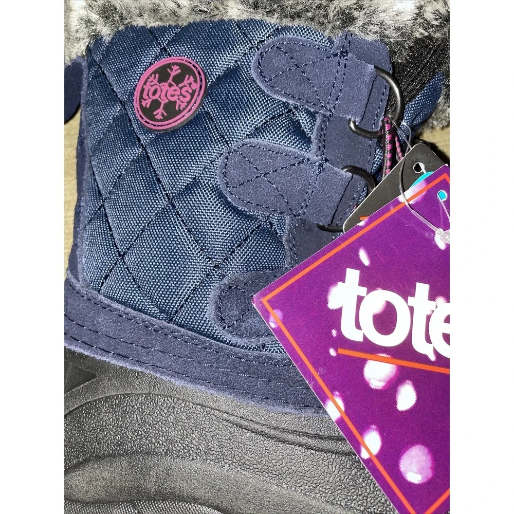 New kids size 11 Totes waterproof shell fur lined navy blue Boots